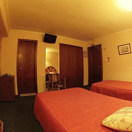 Avenida Plaza Hotel