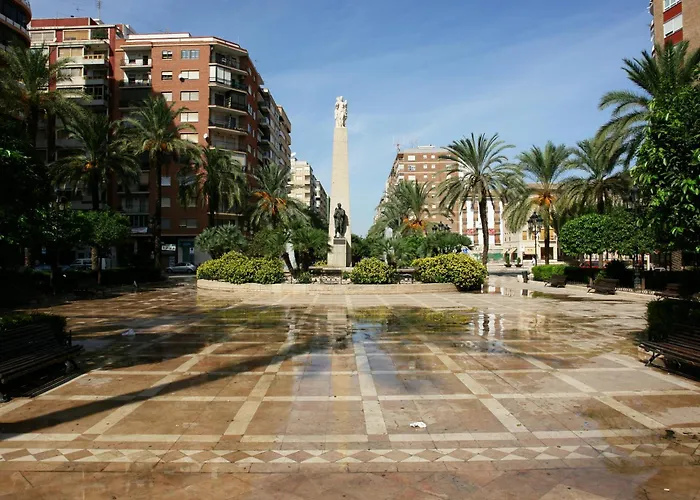 Avenida Plaza فندق 3*