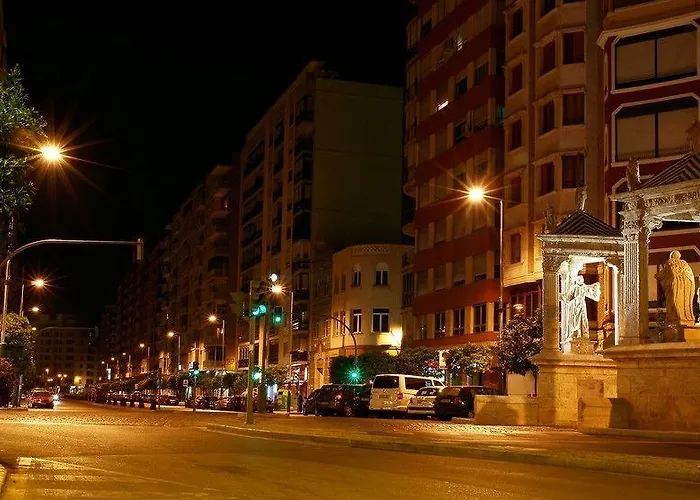 Avenida Plaza فندق جزيرة شقر